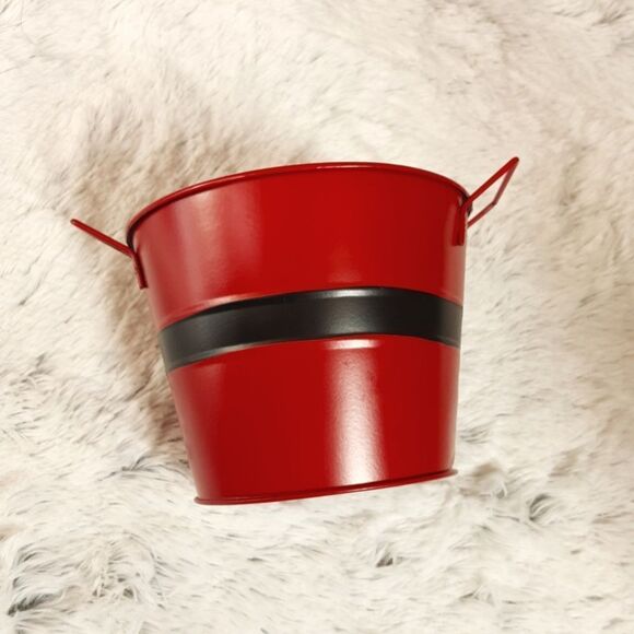 Greenbrier International Santa Suit Metal Bucket 5" Handles and Holly - Picture 6 of 10